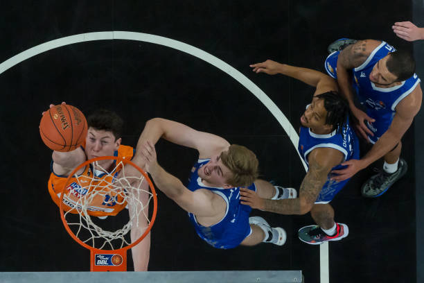 职业生涯的 职业生涯的