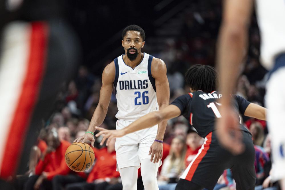 占据全面优 占据全面优